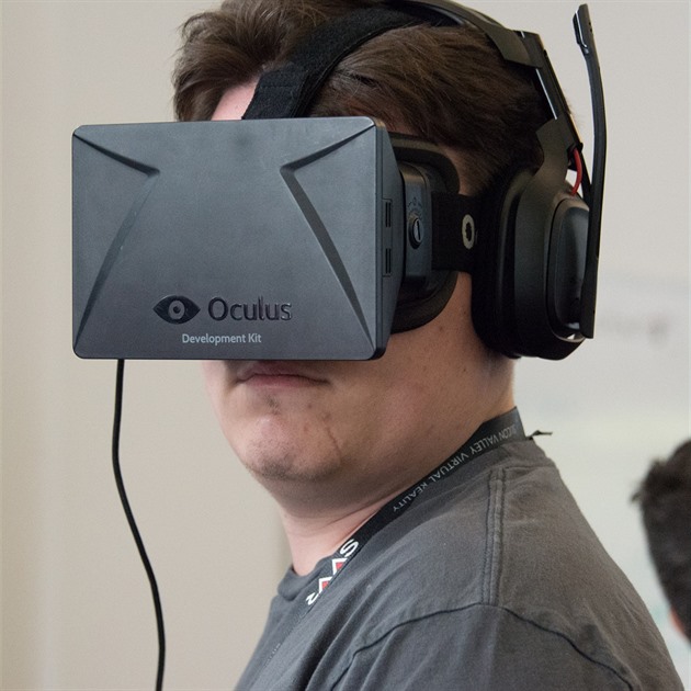 Zakladatel Oculusu sestavil helmu, která vás zabije, když zemřete ve hře