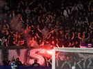Fanoušci PAOK Soluň vytvořili v Liberci bouřlivou atmosféru.