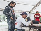Sébastien Loeb na jeho tým a dakarské rallye.