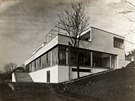 Film a architektura. Haus Tugendhat. V roce 1930 byla v Brně postavena jedna z...