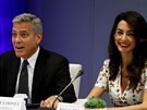 George Clooney a jeho manelka Amal na fóru OSN v New Yorku (20. záí 2016)