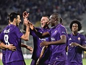 Fotbalist Fiorentiny se raduj z glu.