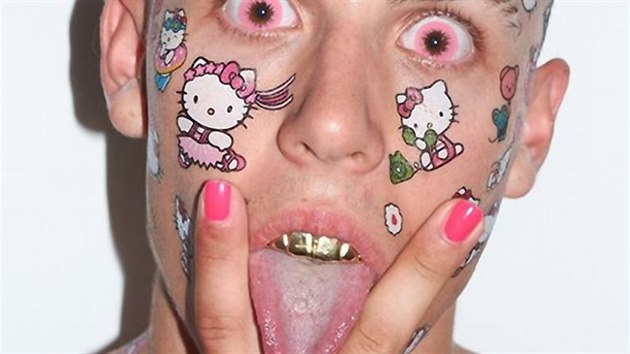I dnes pat make-up pro spoustu umlc k roli; na snmku je extravagantn rakousk rapper Candy Ken.