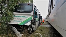 U Luan na Plzesku se srazil osobní vlak s autobusem. (20. záí 2016)