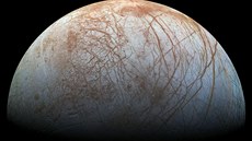 Pohled na msíc Europa tak, jak by se jevil pozorovateli na jeho obné dráze.
