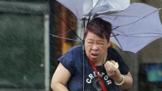 Tajfun ve mst Taipei na Tchaj-wanu. 27.9.2016