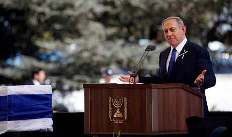 Benjamin Netanjahu pi proslovu na pohbu imona Perese (30. záí 2016)