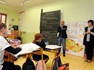 Ivo Valenta na n�v�t�v� z�kladn� a mate�sk� �koly v Komni na Uherskohradi��sku.