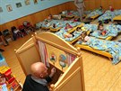 Ivo Valenta na návštěvě základní a mateřské školy v Komni na Uherskohradišťsku.