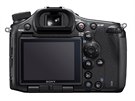 Oproti svému pedchdci je nový Sony a99 II o 8 procent mení, má pedlaný...