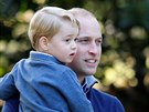 Princ William a jeho syn princ George na dtské párty (Victoria, 29. záí 2016)