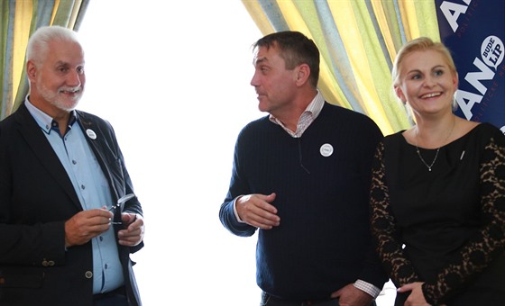 Tři klíčové postavy jihomoravského ANO: současný hejtman Bohumil Šimek (vlevo), bývalý brněnský primátor Petr Vokřál a bývalá ministryně spravedlnosti Taťána Malá.