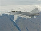Letoun Gripen eských vzduných sil nad Islandem