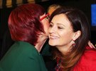 Eva Kislingerová a Jaroslava Jermanová (vpravo) ve volební �tábu hnutí ANO na...