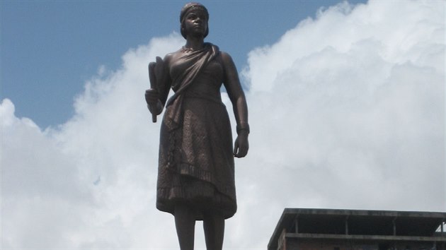 Nzingina socha v angolské Luandě