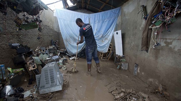 Na Haiti zaal klid nsledk huriknu Matthew (7. jna 2016).