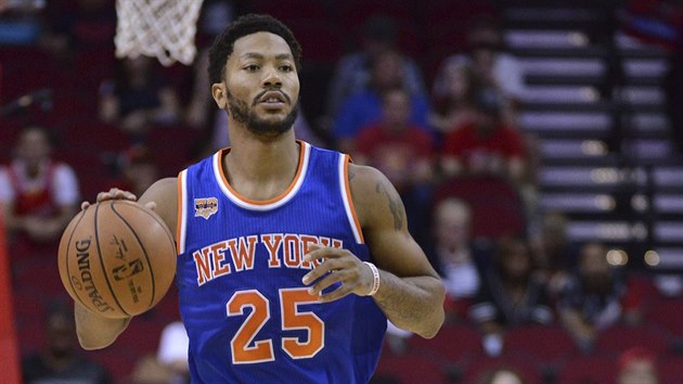 Derrick Rose v dresu New York Knicks