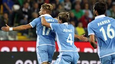Italský útočník Lazia Řím Ciro Immobile se raduje z jednoho ze svých gólů v...