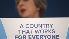 Theresa Mayová bhem závreného proslovu na konferenci Konzervativní strany...