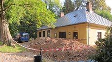 Archeologové se zam��ili na areál zámeckého parku i okolí zahradního domu.