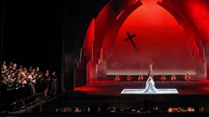 P�edstavení Jana z Arku na hranici v Novém divadle v Plzni.