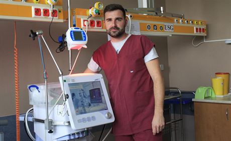 Jakub esták z kliniky anesteziologie, resuscitace a intenzivní medicíny...