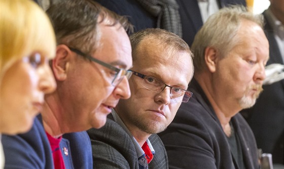 Lídři Roman Línek, Martin Netolický a Michal Kortyš povedou opět své strany do krajských voleb.
