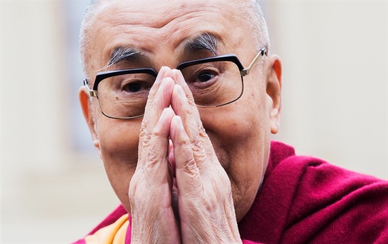 Tibetský duchovní vůdce dalajláma vystoupil před asi tisícovkou lidí na...