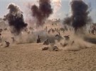 Mahdistický útok na Chartúm. Zábr z velkofilmu Chartúm (1966)