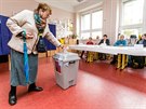 První volii v Z Pod Marjánkou v Praze 6 krátce po otevení volebních...