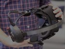 Prototyp samostatných brýlí pro VR s oznaením Santa Cruz od Oculusu.
