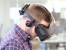 Koncept brýlí pro VR s oznaením Santa Cruz od Oculusu vyuívá výpoetní...