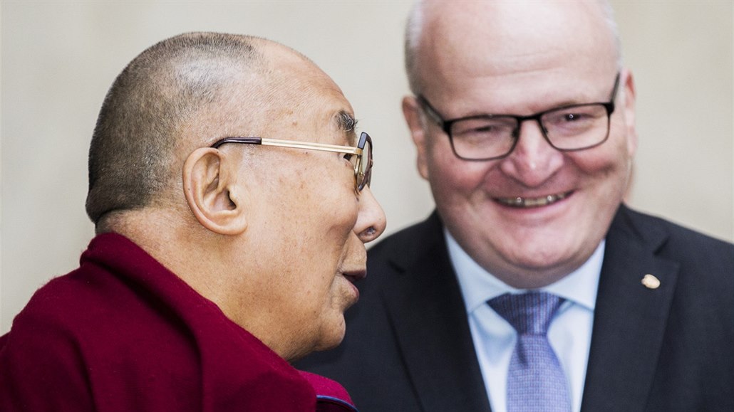 Ministr kultury Daniel Herman se setkal s tibetským duchovním v�dcem...
