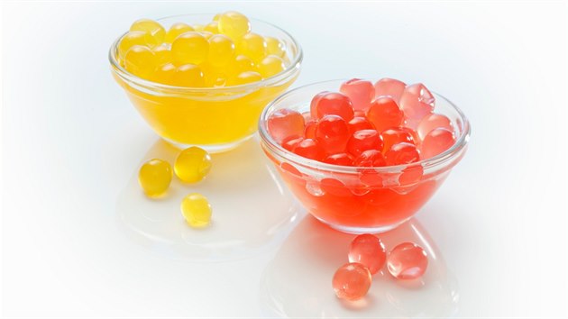 Kuli�ky pro p��pravu n�poje Bubble tea. (Ilustra�n� foto)
