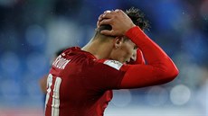 eský útoník Milan koda se chytá za hlavu poté, co v kvalifikaním utkání...