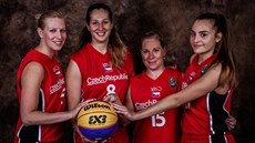 �eské reprezentantky na MS v basketbalu 3x3: zleva Kate�ina Novotná, Tereza...