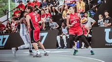 JEDINÁ PROHRA. Na atleticky vybavené reprezentantky Francie �eské...
