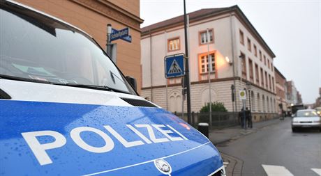 estnáctiletá Safía stanula ped soudem v nmeckém Celle (20. íjna 2016)