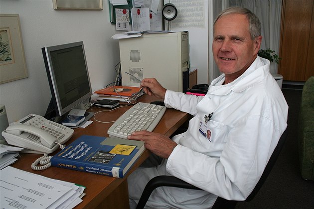 Pednosta Neurologické kliniky Fakultní nemocnice v Plzni Jií Polívka.