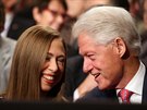 Bill Clinton a Chelsea Clinton bhem debaty (20. íjna 2016)