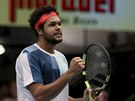 Jo Wilfried Tsonga slaví vítzství v semifinále Erste Bank Open. Ve finále...