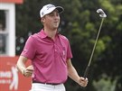 Justin Thomas se raduje z vítzství na turnaji PGA Tour v Kuala Lumpuru.