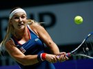 Slovenská tenistka Dominika Cibulková v semifinálovém souboji se Svtlanou...