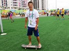 Jií Prskavec na skateboardu v Olympijské vesnici v Riu