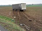 Nehoda dodávky a kamionu na silnici I/35 u Konecchlumí na Jiínsku (26.10.2016).