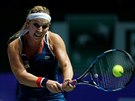 Slovenská tenistka Dominika Cibulková bojuje proti Madison Keysové na Turnaji...
