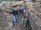 Archeologov chtj vykopvky pedstavit veejnosti formou komentovanch...