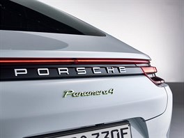 Porsche Panamera 4 E-Hybrid