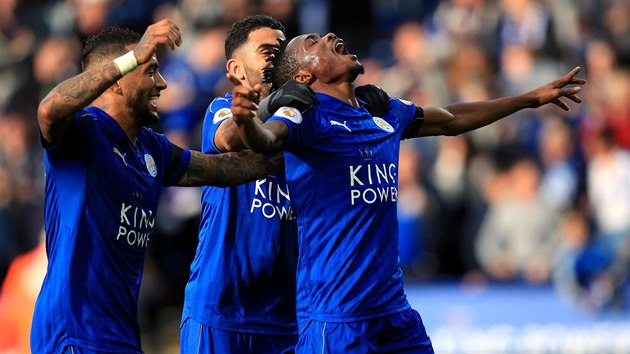 Ahmed Musa (vepedu) slav gl Leicesteru proti Crystal Palace.