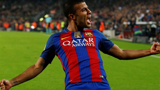 Brazilec Rafinha vstelil jedin gl Barcelony v domcm utkn s Granadou.